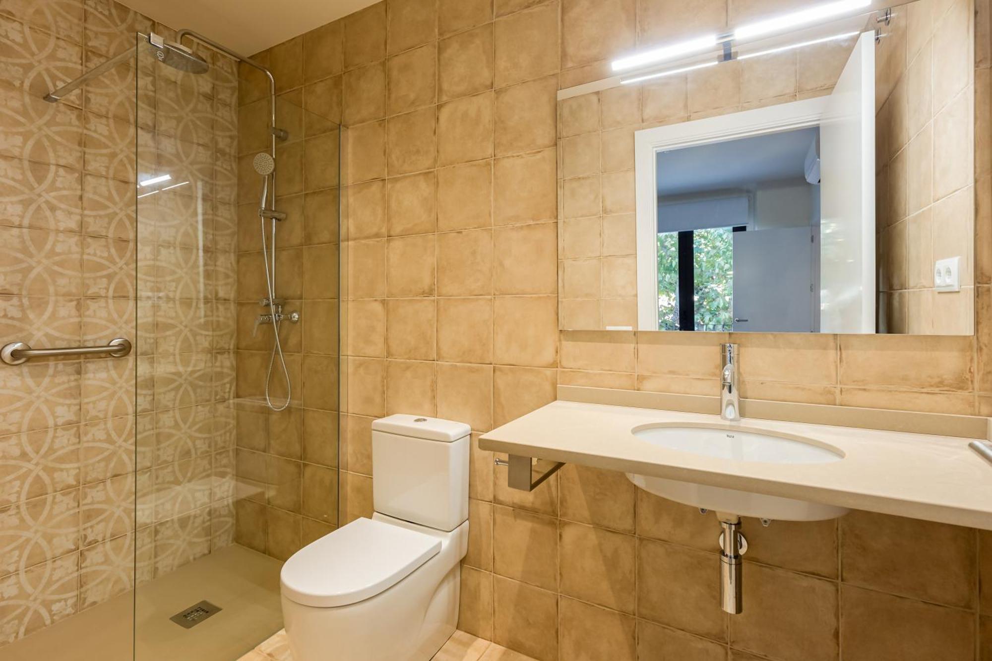 Can Cintet 1 Apartamento En La Plaza De 贝萨卢 外观 照片