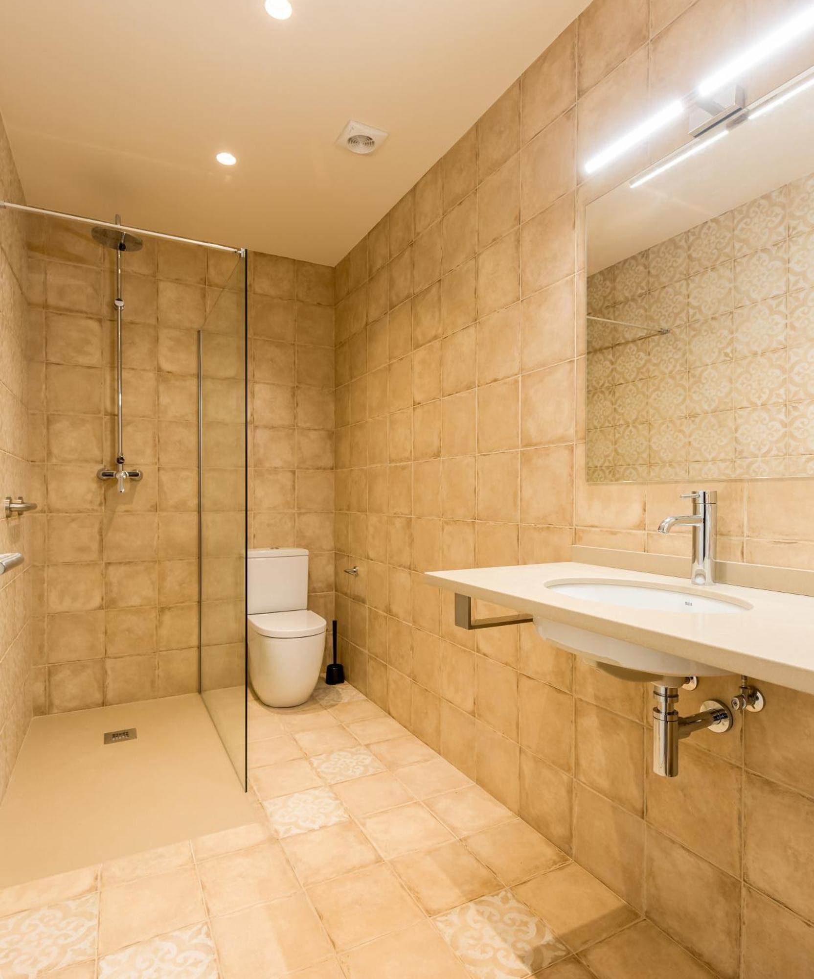 Can Cintet 1 Apartamento En La Plaza De 贝萨卢 外观 照片