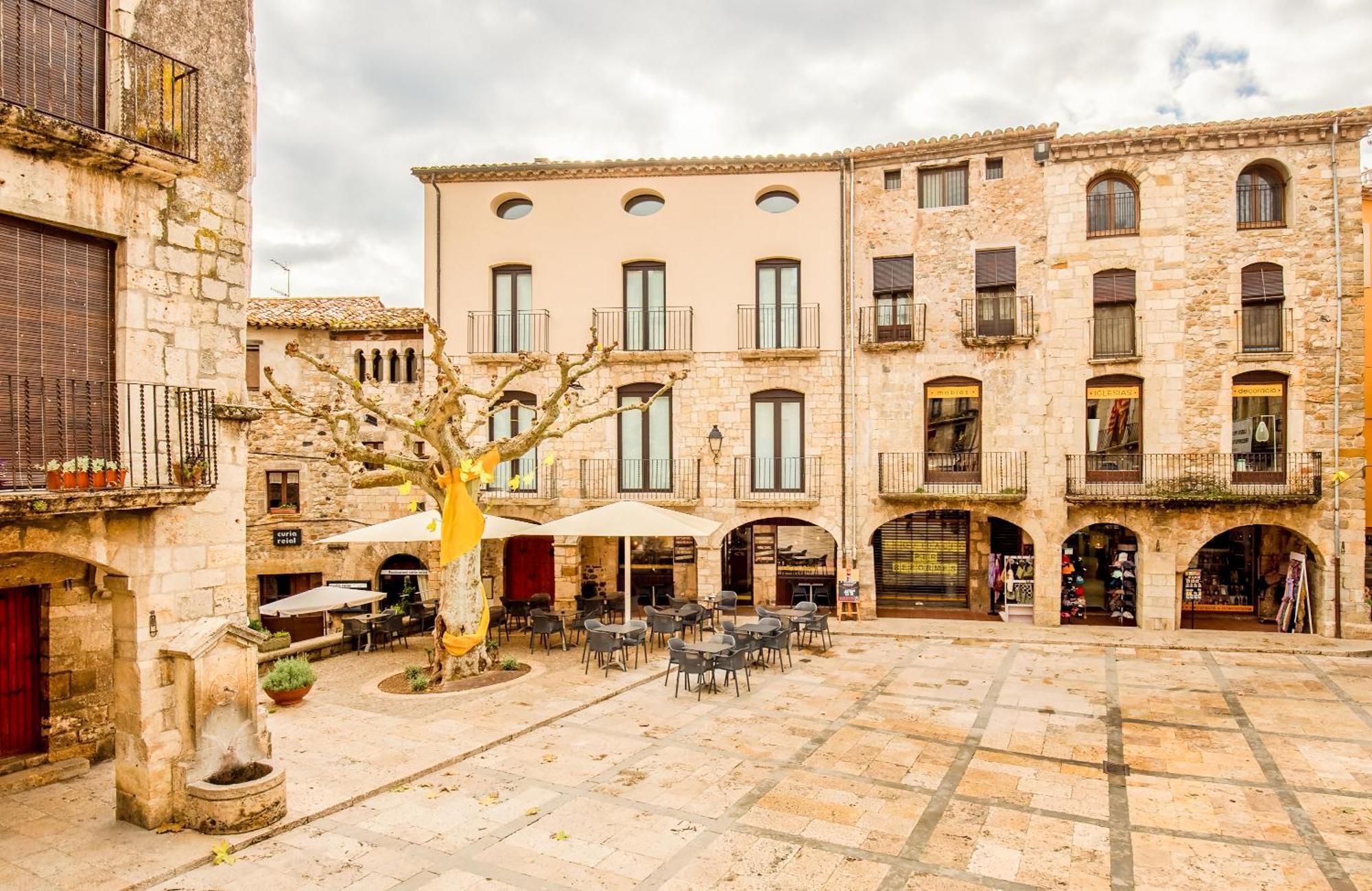 Can Cintet 1 Apartamento En La Plaza De 贝萨卢 外观 照片