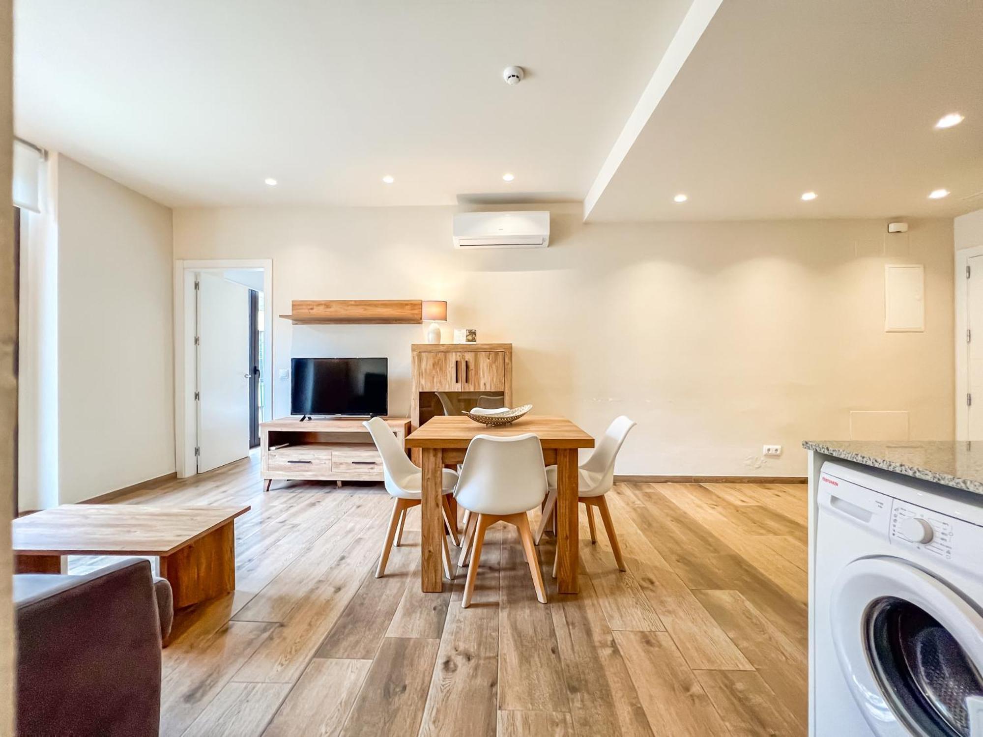 Can Cintet 1 Apartamento En La Plaza De 贝萨卢 外观 照片