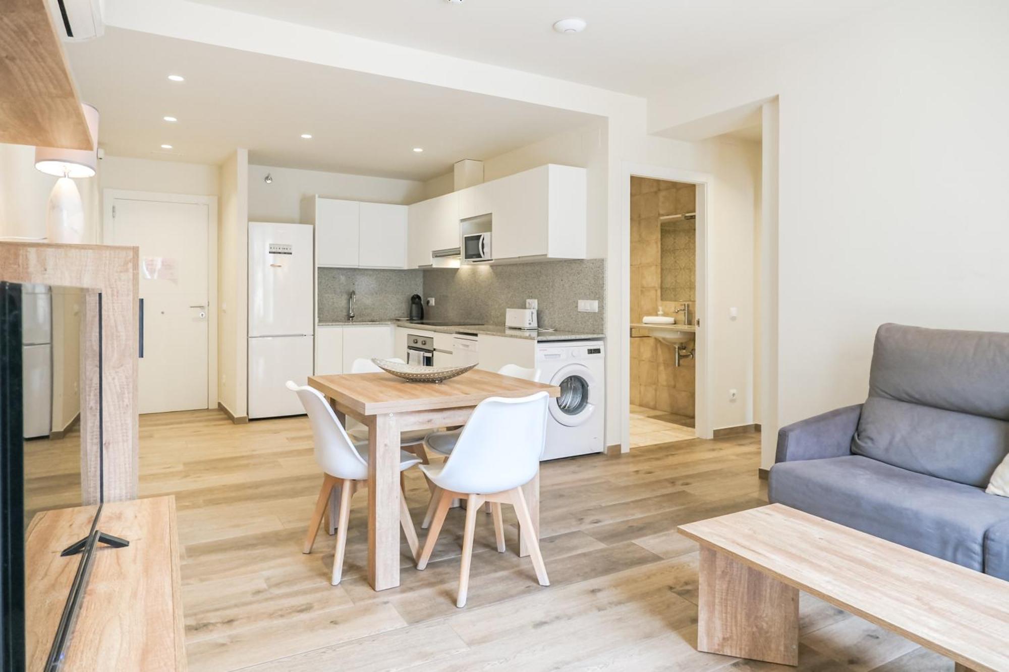 Can Cintet 1 Apartamento En La Plaza De 贝萨卢 外观 照片